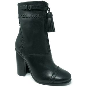 Tory Burch Huxley Booties Tassel Black Size 5